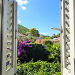 Franca - With Private Garden, Near *