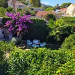 Villa Franca - With Private Garden, Near