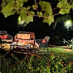 Villa Franca - With Private Garden, Near *