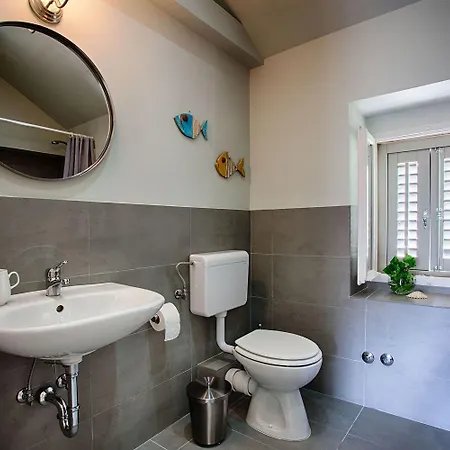 Franca - With Private Garden, Near