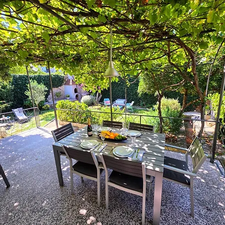 Franca - With Private Garden, Near *