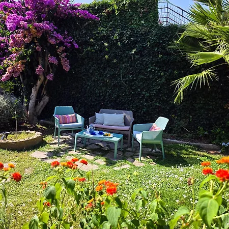 Franca - With Private Garden, Near *