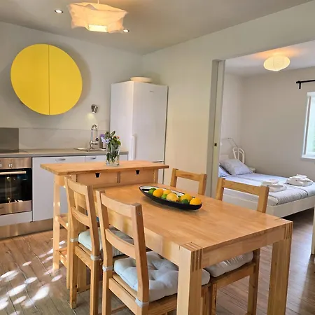 Franca - With Private Garden, Near فيلة فيس