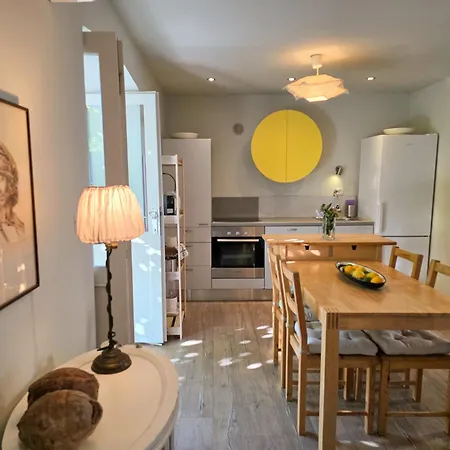 Franca - With Private Garden, Near *