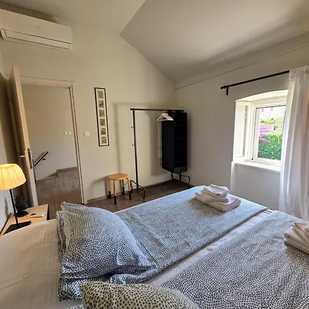 Franca - With Private Garden, Near فيلة *