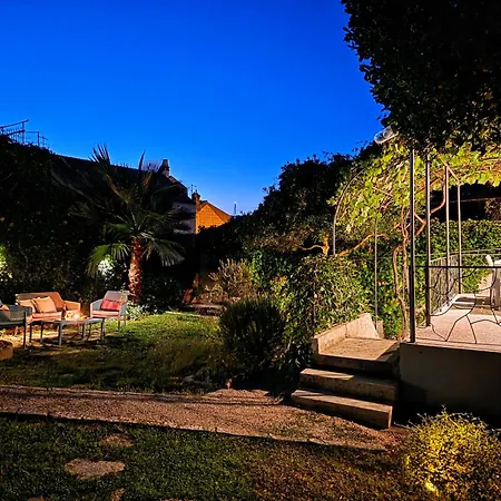 Franca - With Private Garden, Near *