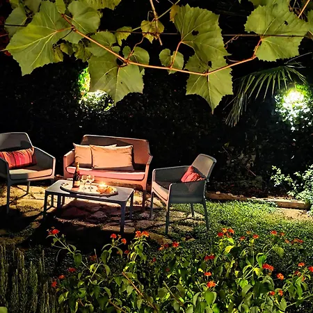 فيلة Franca - With Private Garden, Near *